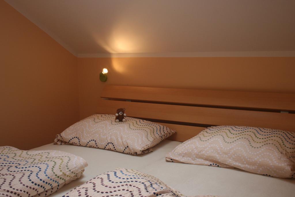 Apartamenty Jasmin I Lilia Jez. Sunowo Kolo Elku Chrzanowo Kültér fotó