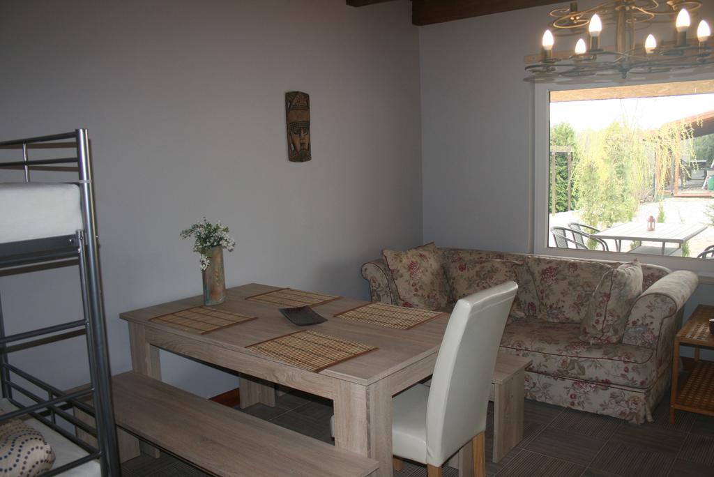 Apartamenty Jasmin I Lilia Jez. Sunowo Kolo Elku Chrzanowo Kültér fotó