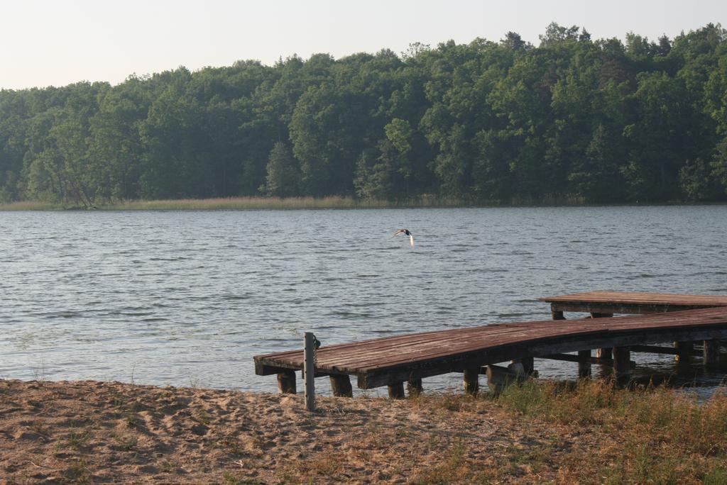 Apartamenty Jasmin I Lilia Jez. Sunowo Kolo Elku Chrzanowo Kültér fotó